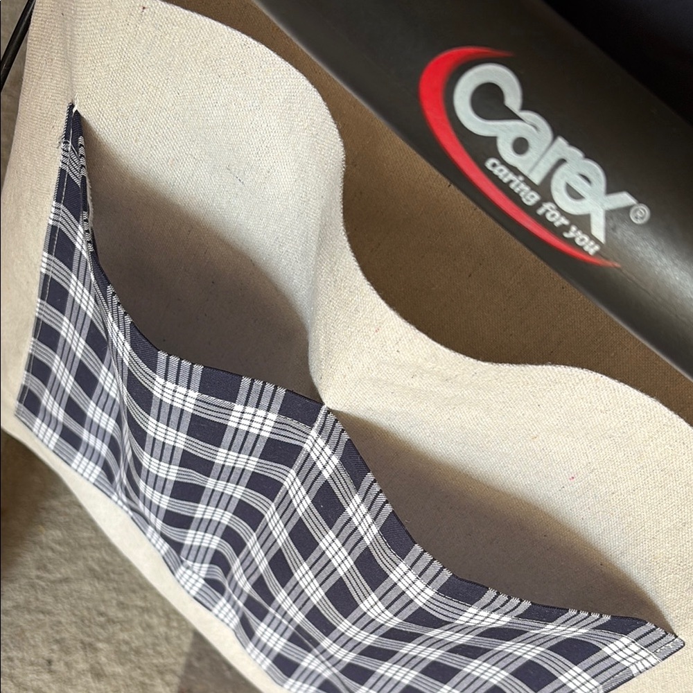 Walker Caddy with Hawaiian Palaka fabric. Handicap accessory. - Picture 5 of 5